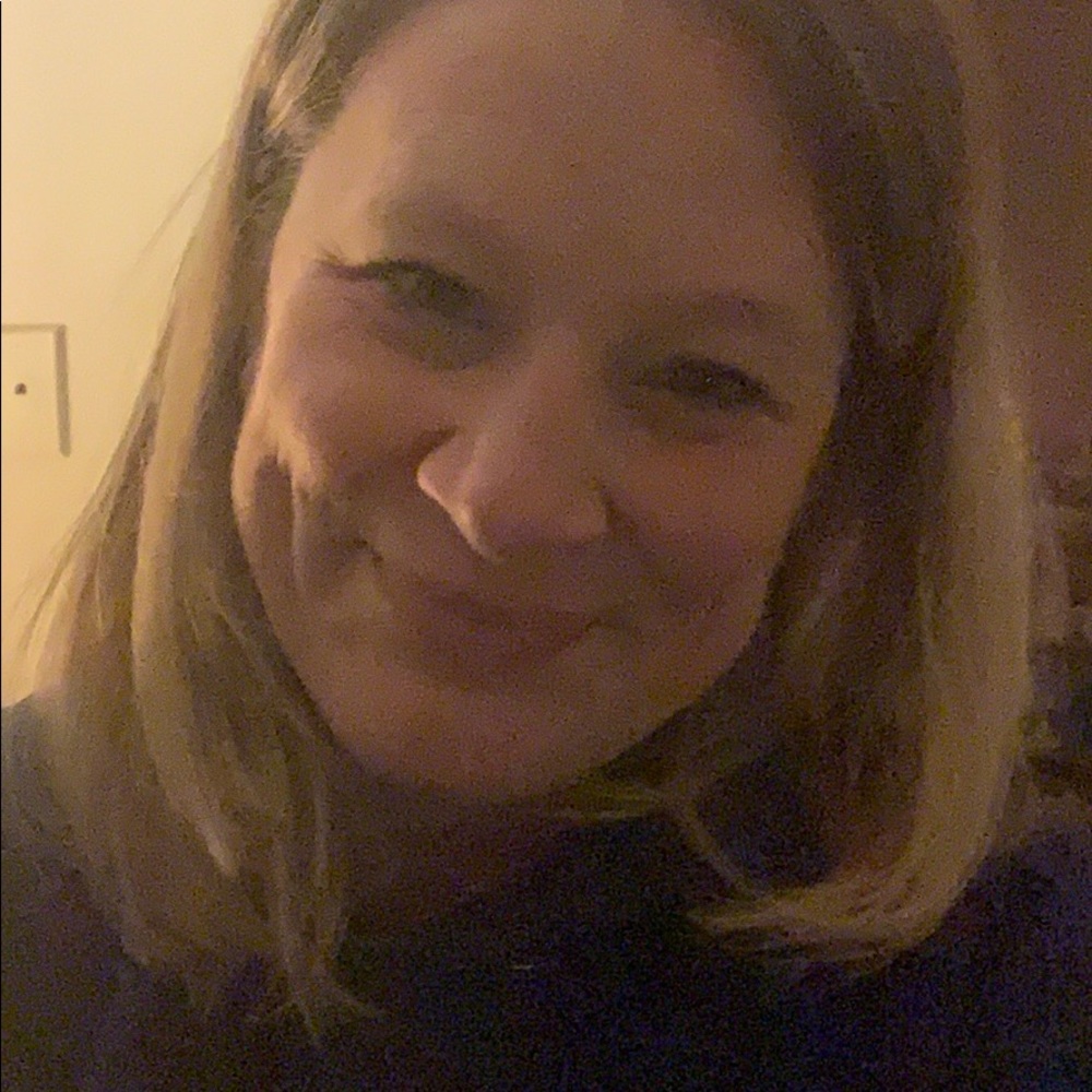 Meet your Posher, Stacy
